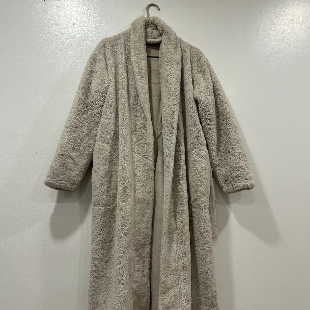 Luxurious Cream Women's Robe